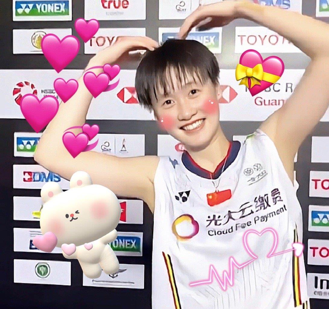 包含法国羽毛球队险胜泰国羽毛球队，辛杜打破历史纪录的词条