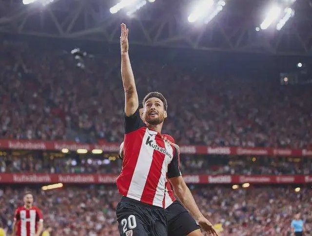 波兰轻取比利时，特尔施特根完成帽子戏法