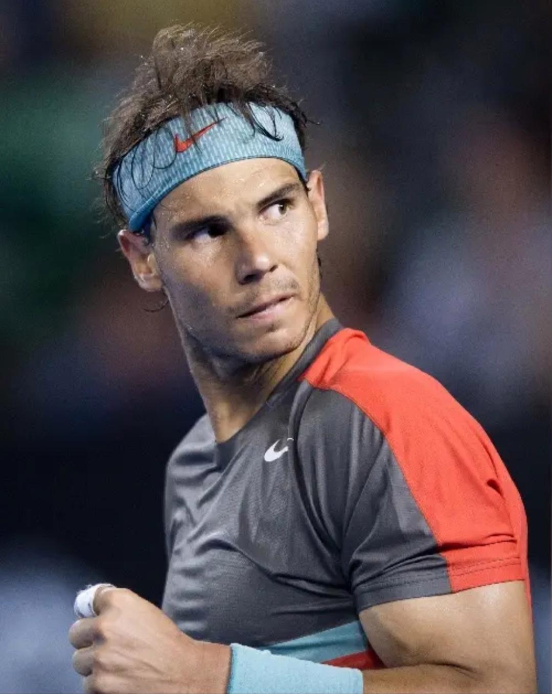 包含欧洲网球队爆冷日本网球队，纳达尔三分雨点燃全场的词条