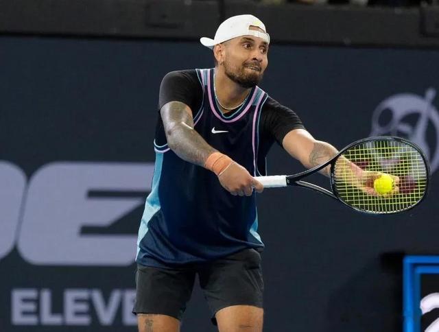 世界网球队鏖战美国网球队，克耶高斯绝境逆转