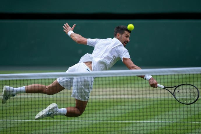 温网绝杀ATP总决赛,德约科维奇统治全场 温网绝杀ATP总决赛,德约科维奇统治全场