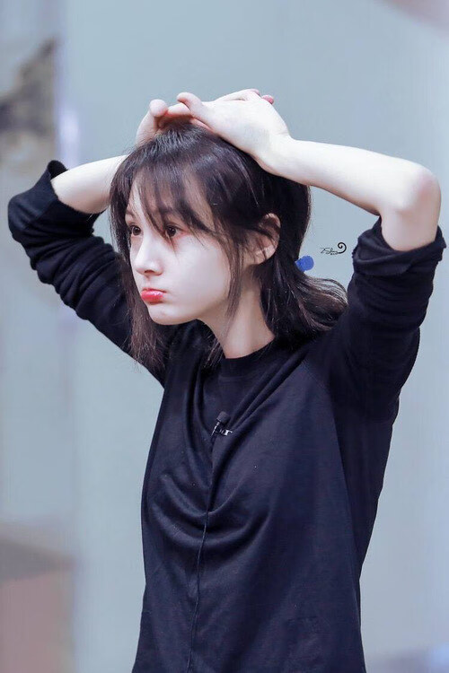 英格兰的稳稳胜利背后,金玟哉如何从防线支柱成为关键先生