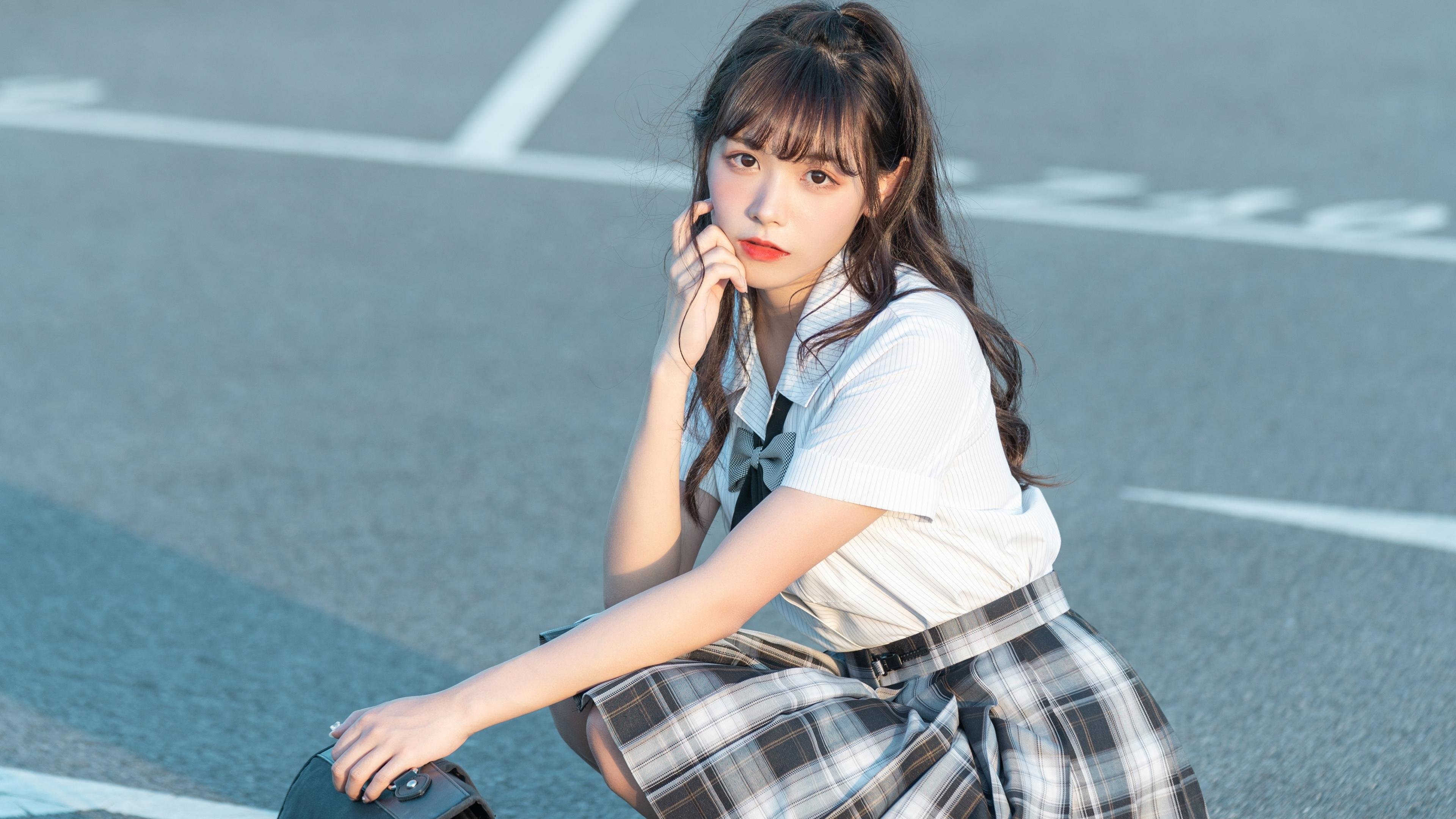 从首尔到利物浦，一场胜利与一个启示，足球世界的双重变奏