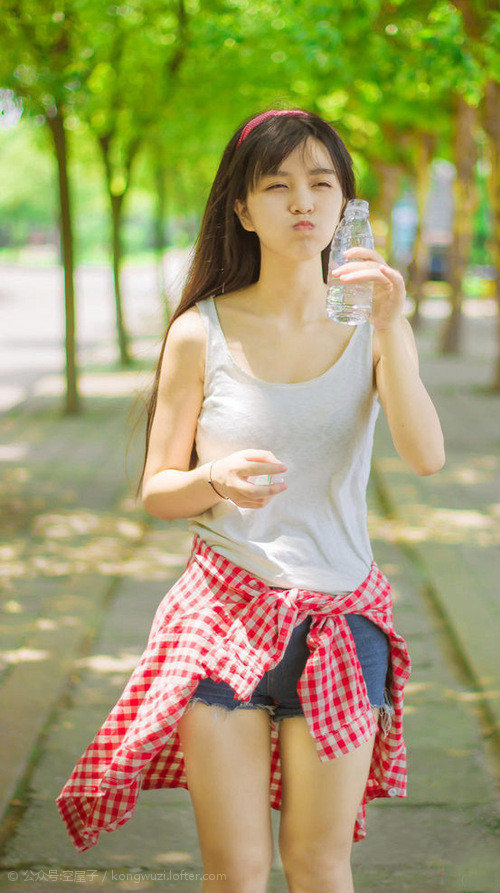 小牧童斩巨人，当勇士的三分箭雨倾覆密尔沃基的钢铁堡垒